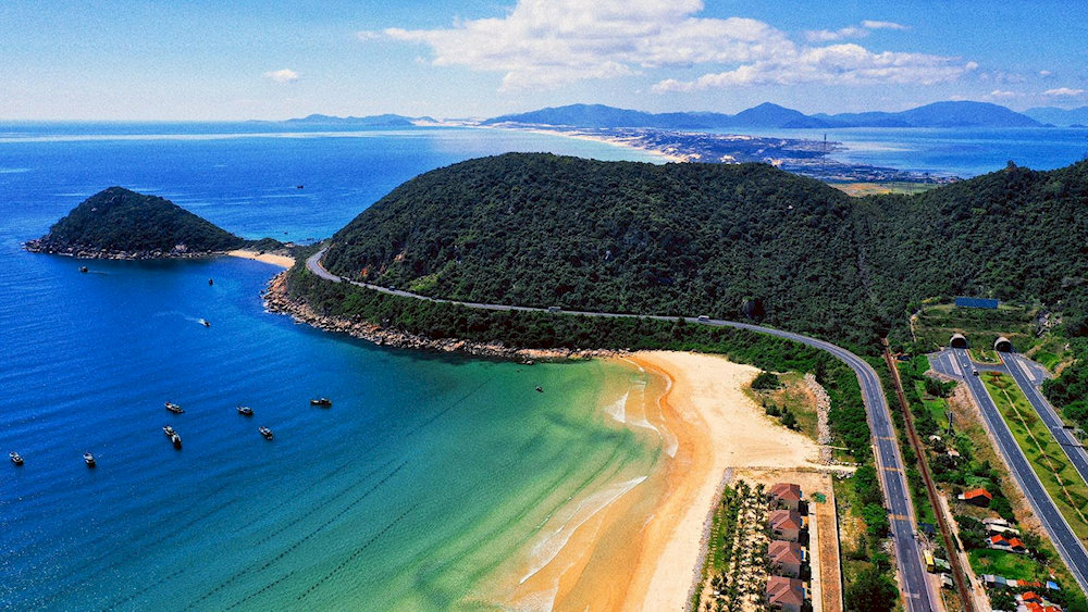 The Ca Pass blends forested hills and ocean views, creating a serene yet dramatic ride along the central coast 